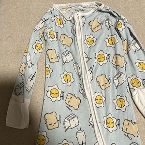 Little Sleepies breakfast buddies zippy pajama 6-12 mos GUC